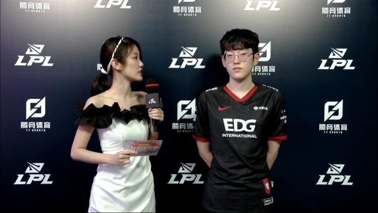 作和冲突解 作和冲突解